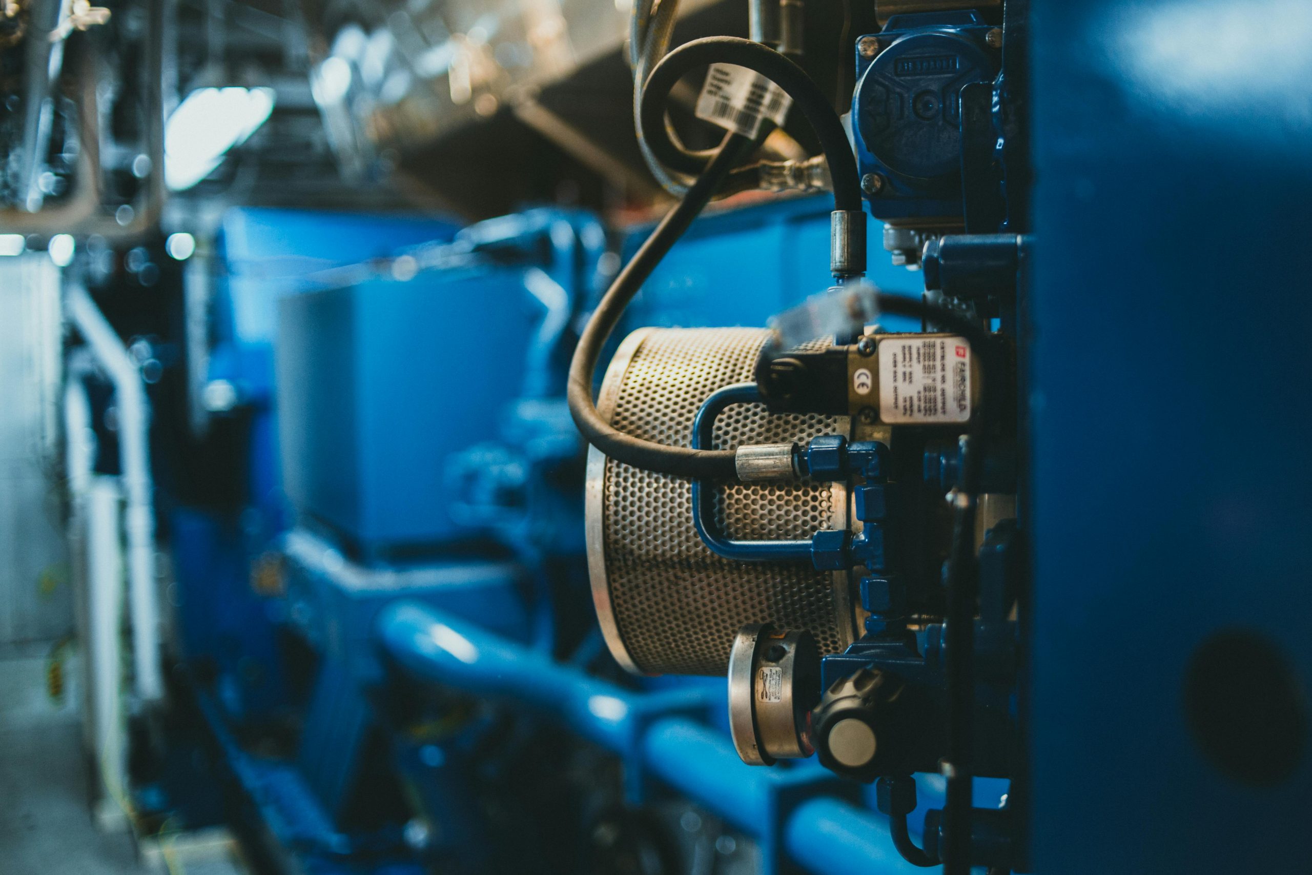 Salle des machines — tuyauteries HVAC